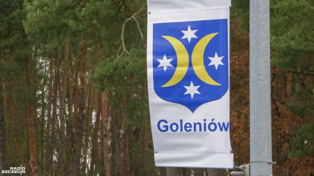 Na terenie całego powiatu obowiązuje zakaz organizacji targów, wystaw, konkursów i innych imprez z udziałem ptaków.