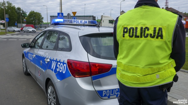 10 pijanych kierowców i 15 piratów drogowych - to weekendowy bilans szczecińskiej drogówki.
