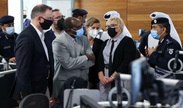 Długoterminowa współpraca w dziedzinie energetyki oraz rozwijanie współpracy gospodarczej z zakresu edukacji, obronności i rolnictwa - to najważniejsze aspekty dwudniowej wizyty prezydenta Andrzeja Dudy w Katarze.