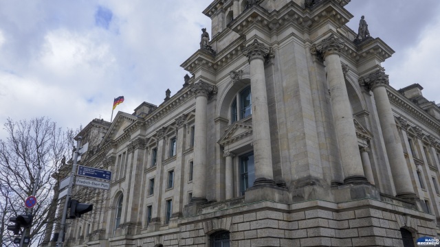 Partia Zielonych zatwierdziła umowę koalicyjną z SPD i FDP. Tym samym usunięto ostatnią formalną przeszkodę na drodze ku utworzeniu rządu Olafa Scholza.