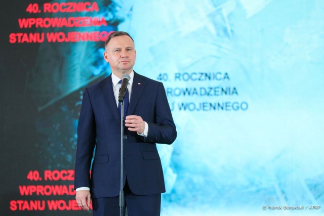 W 40. rocznicę wprowadzenia stanu wojennego przedstawiciele najwyższych władz mówią o nierozliczonych komunistycznych zbrodniach.