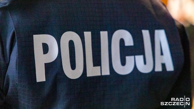 Zabrał portfel, który inna klientka zostawiła w sklepowym koszyku - mężczyźnie grożą 3 lata więzienia.