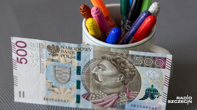 Od przyszłego roku wnioski o świadczenie z programu Rodzina 500 będą mogły być składane tylko drogą elektroniczną.