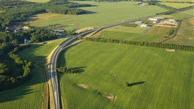 Prawie 550 milionów złotych będzie kosztowała budowa kolejnego fragmentu drogi S6 na Pomorzu i Pomorzu Zachodnim.