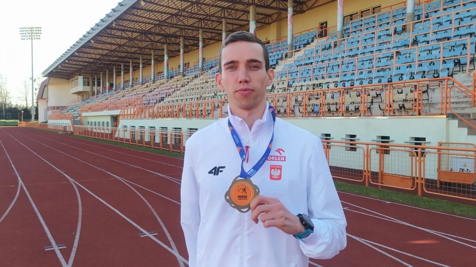 Patryk Dobek, zawodnik ze Szczecina i mistrz Europy w biegu na 800 metrów był gościem Radia Szczecin. Fot. MKL Szczecin