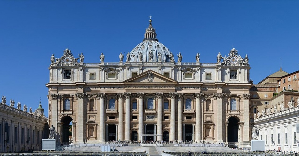 Bazylika św. Piotra na Watykanie. źródło: https://pl.wikipedia.org/wiki/Bazylika_%C5%9Bw._Piotra_na_Watykanie.