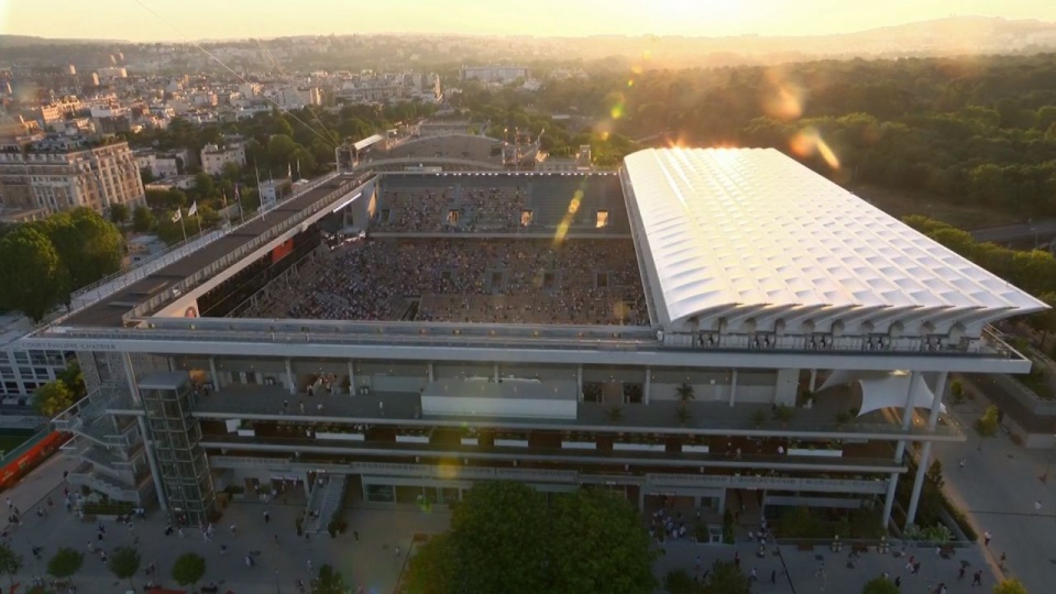 Korty imienia Rolanda Garrosa w Paryżu. Fot. twitter.com/rolandgarros
