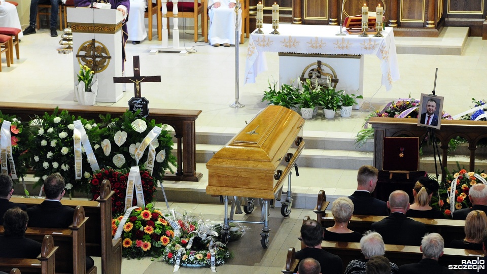 Pogrzeb byłego wiceprezydenta Szczecin Mariusza Kądziołki. Fot. Marcin Kokolus [Radio Szczecin]