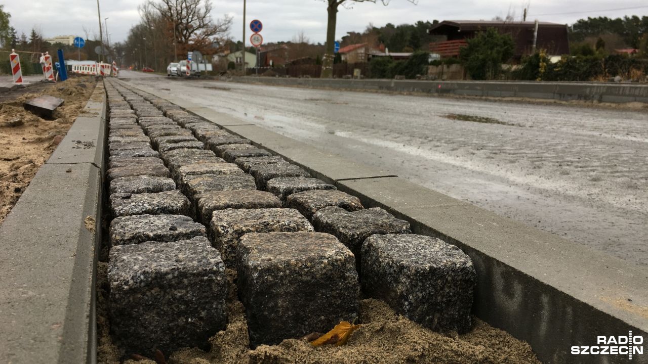 Po wielu miesiącach prac drogowych przywrócono dojazd do przejścia granicznego Świnoujście-Garz. Chodzi o ulicę Grunwaldzką, czyli ważny fragment drogi krajowej nr 93.
