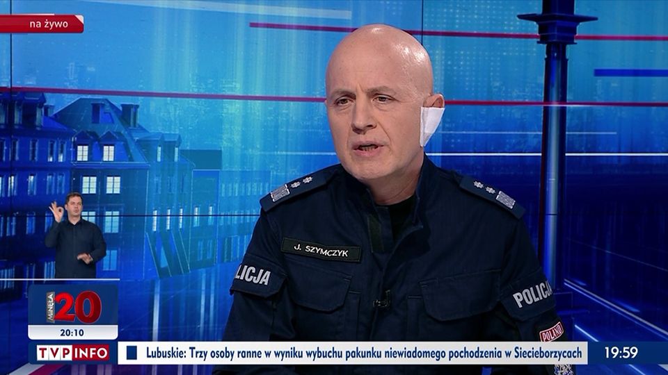 Były szef policji generał Jarosław Szymczyk ma zostać dziś przesłuchany przez warszawskich śledczych. Oficer został wezwany do Prokuratury Okręgowej na przedpołudnie.