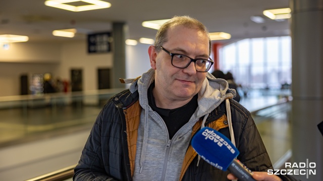 Fot. Robert Stachnik [Radio Szczecin] Skutki wichury w regionie. Zablokowane drogi, zniszczone samochody [AKTUALIZACJA, WIDEO, ZDJĘCIA]