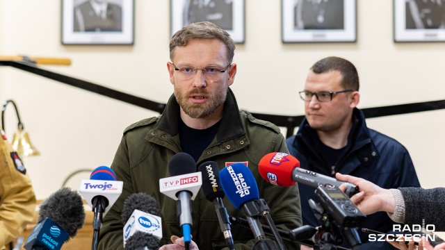 Fot. Robert Stachnik [Radio Szczecin] Do usuwania skutków wichury zaangażowane są wszystkie służby [WIDEO, ZDJĘCIA]