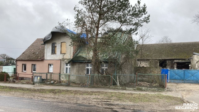 Fot. Tomasz Duklanowski [Radio Szczecin] Drawsko po wichurze: Stacje paliw zamknięte, otwarte tylko dwa sklepy [ZDJĘCIA]