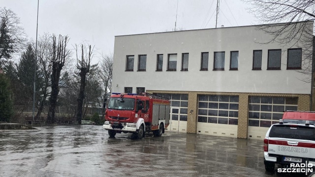 Fot. Tomasz Duklanowski [Radio Szczecin] Drawsko po wichurze: Stacje paliw zamknięte, otwarte tylko dwa sklepy [ZDJĘCIA]