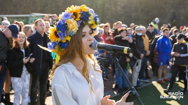 Fot. Robert Stachnik [Radio Szczecin] Charytatywny mecz gwiazd. Sportowcy solidaryzują się z Ukrainą [WIDEO, ZDJĘCIA]