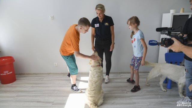 Fot. Kamila Kozioł [Radio Szczecin] Pomoc i terapia dla dzieci z autyzmem z udziałem psów [WIDEO, ZDJĘCIA]