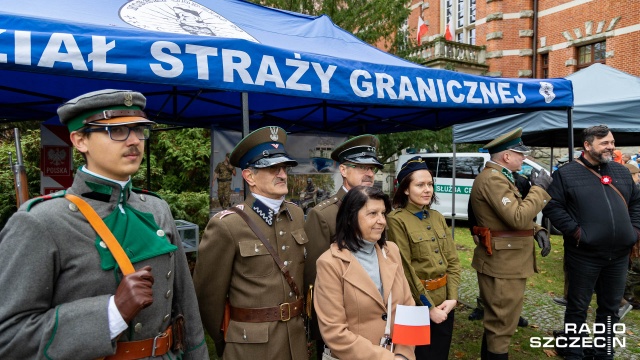Fot. Robert Stachnik [Radio Szczecin] Wojskowy festyn na Wałach Chrobrego [WIDEO, ZDJĘCIA]