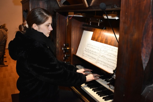 Julia Nohanowicz – organistka. Fot. Jan Olczak [Materiały prasowe] Grand Prix SAWP dla Chóru Męskiego „Słowiki 60” im. Jana Szyrockiego [ZDJĘCIA]