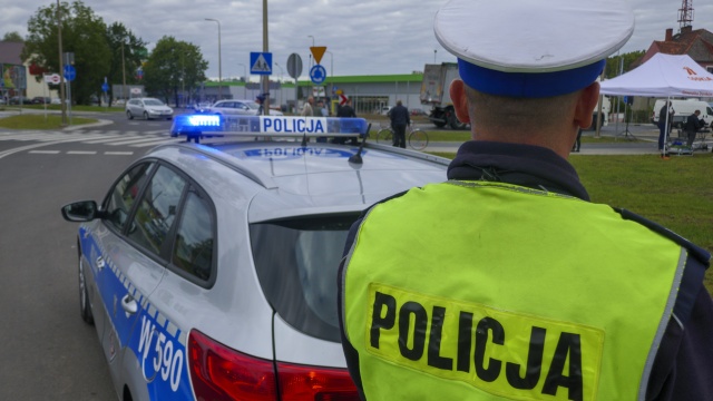 W ciągu minionej doby funkcjonariusze policji interweniowali 19 904 razy. Zatrzymali 407 sprawców przestępstw, wśród nich 156 pijanych kierowców.