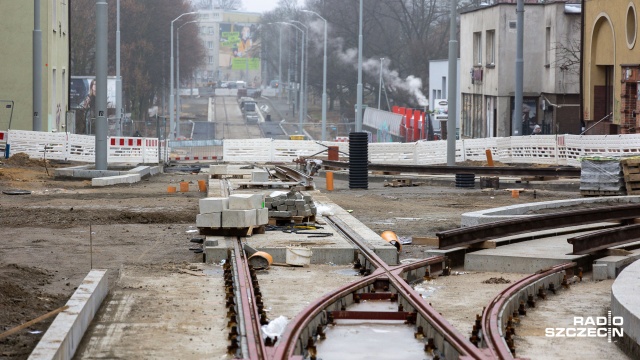 Torowa rewolucja - czyli przebudowa infrastruktury tramwajowej na Niebuszewie - z opóźnieniem.