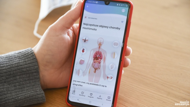Od ośmiu lat zmaga się z chorobą Hashimoto - by pomóc sobie i innym, Ewa Galant z Goleniowa stworzyła aplikacją na telefon.
