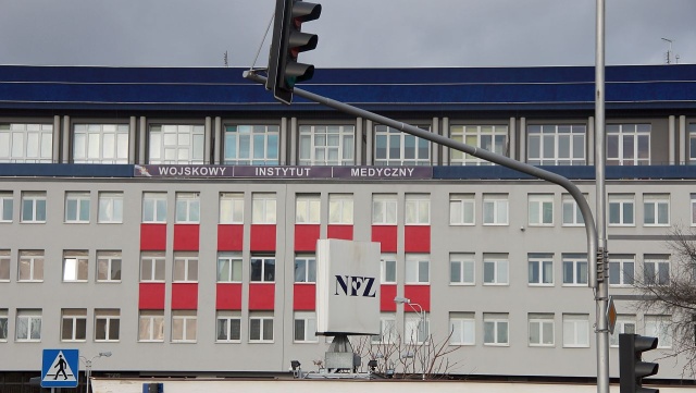 Wojskowi lekarze opracowali zalecenia dla całego systemu ochrony zdrowia, które powinny być wprowadzone w ramach zwalczania i przeciwdziałania pandemii koronawirusa.