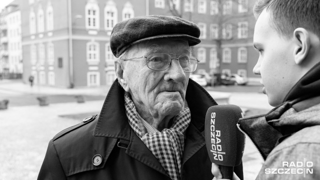 Legendarny trener ze Szczecina miał 102 lata. W swojej karierze prowadził Arkonię Szczecin, Pogoń Szczecin, Wartę Poznań, Arkę Gdynia, a na koniec - JS Kabylie z Algierii.