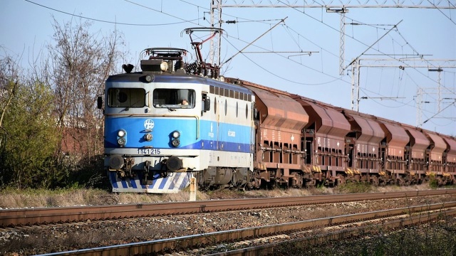 Minister infrastruktury, Andrzej Adamczyk poinformował, że od dziś (10.02) zniesiona zostaje - nałożona przez Koleje Ukraińskie pod koniec listopada - blokada tranzytu kolejowego z Azji do Polski.