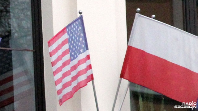 Sekretarz obrony USA Lloyd Austin wieczorem przyleciał do Polski. W piątek odbędzie dwie ważne rozmowy: z prezydentem Andrzejem Dudą i z ministrem obrony Mariuszem Błaszczakiem.