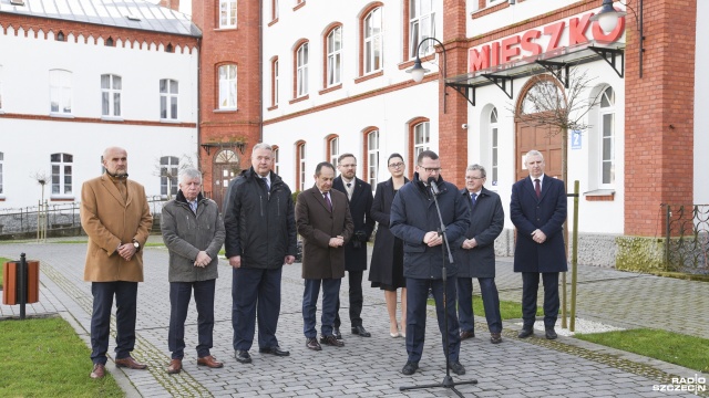 Przez obostrzenia sanitarne do uzdrowisk nie mogli przyjeżdżać kuracjusze. Rządowe wsparcie dla gmin, które poniosły straty z powodu epidemii koronawirusa, wyniesie 250 milionów złotych. Program Polskie Uzdrowiska został ogłoszony w Kamieniu Pomorskim.