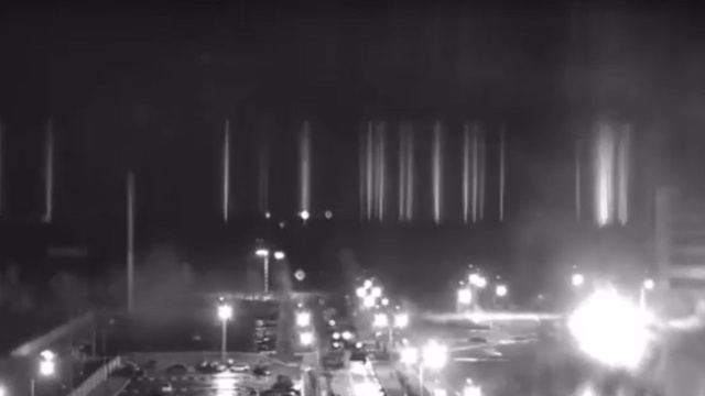 Pożar został opanowany i strażacy mogli w końcu wejść na miejsce. Rosjanie w nocy ostrzelali elektrownię atomową w Zaporożu na południu Ukrainy.