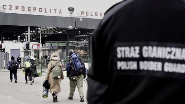 Ponad 1 milion 100 tysięcy osób przyjechało do Polski z zaatakowanej przez Rosję Ukrainy - informuje Straż Graniczna.