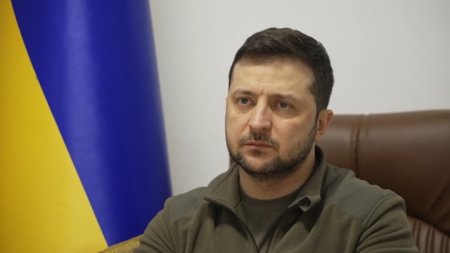 Zdaniem ukraińskiego prezydenta, drzwi do NATO dla jego kraju pozostają zamknięte. Wołodymyr Zełenski mówił o tym podczas cyklicznego wystąpienia do obywateli.
