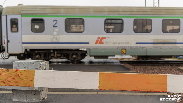 Ogromna awaria sieci kolejowej w całej Polsce. Padło 19 z 33 centrów sterowania ruchem. Wszystkie miały oprogramowanie jednego producenta - firmy Alstom Bombardier.