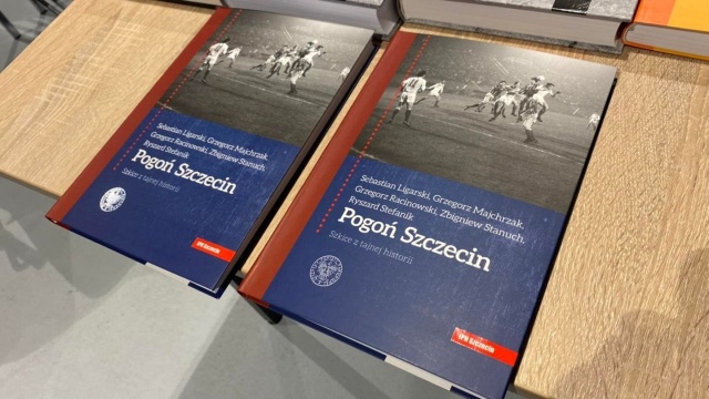 Pogoń Szczecin - Szkice z tajnej historii - to najnowsza publikacja szczecińskiego Instytutu Pamięci Narodowej. Prezentacja książki wraz z prelekcją miała miejsce w Przystanku Historia IPN.