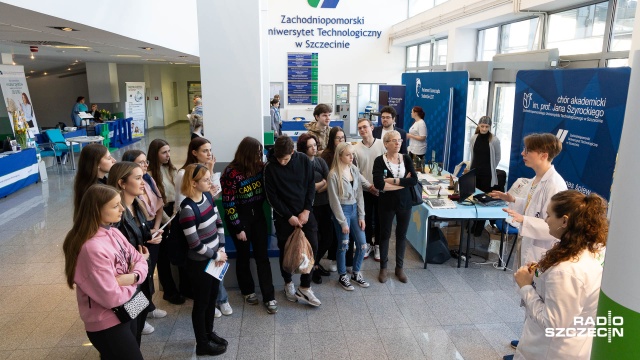 Stacjonarne dni otwarte Zachodniopomorskiego Uniwersytetu Technologicznego pierwszy raz od dwóch lat. To zaproszenie dla przyszłych studentów.
