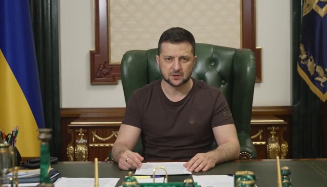 Prezydent Ukrainy Wołodymyr Zełenski oświadczył, że Rosja poniesie odpowiedzialność za zbrodnie popełnione w jego kraju.