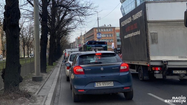 Awaria autobusu PKS na pl. Kościuszki w Szczecinie.