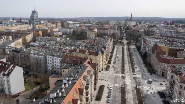 Nie ma przeciwwskazań, by tymczasową organizację ruchu w al. Jana Pawła II zmienić na stałą - informują szczecińscy urzędnicy.