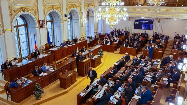 Czeska Izba Poselska uznała, że zamordowanie przez rosyjskie wojska kilkuset cywili w Buczy i innych ukraińskich miastach jest zbrodnią wojenną w rozumieniu prawa międzynarodowego.