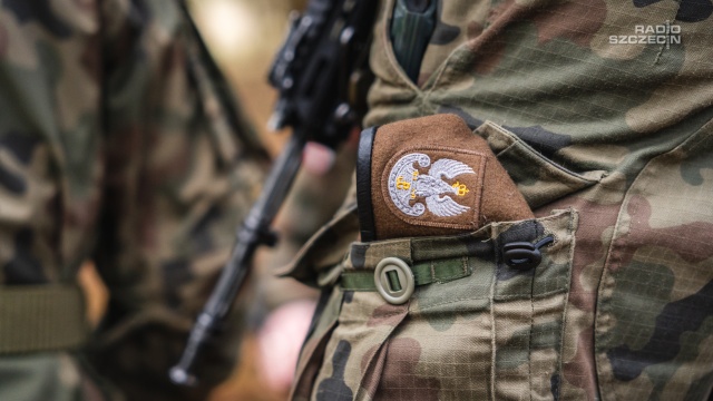 Kilkusetstronicowy dokument, który niedawno przyjął parlament i podpisał prezydent, zakłada między innymi wprowadzenie nowych form służby wojskowej.