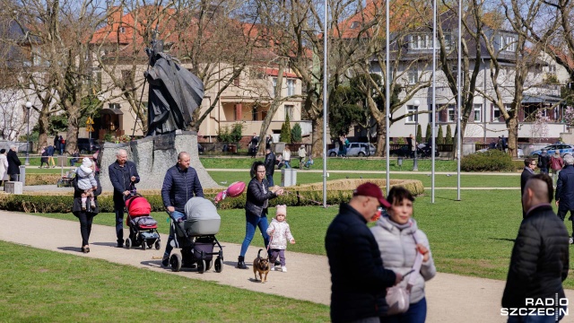 Zgodnie z tradycją w śmigus-dyngus można polewać ludzi wodą. Szczecinianie nie są jednak w tej kwestii do końca zgodni.