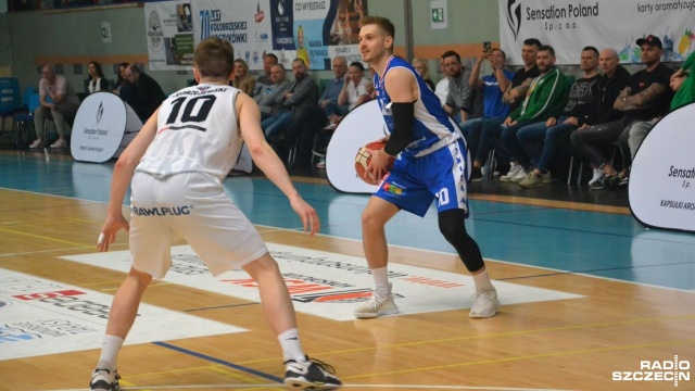 Koszykarska Kotwica rozpoczęła grę w fazie play-off Suzuki 1. Ligi. Kibice nad morzem po dwóch pierwszych spotkaniach mogą mieć mieszane uczucia.