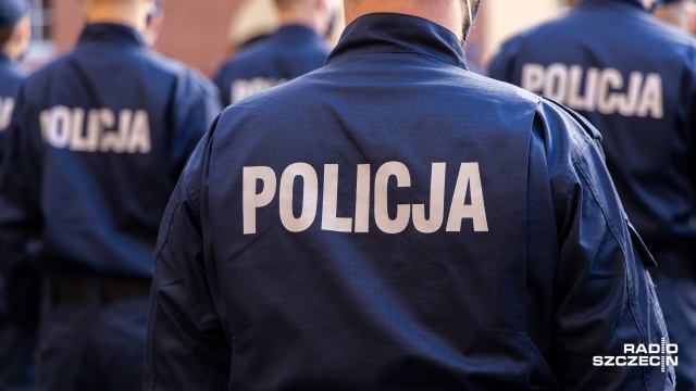Do bójki kibiców doszło po meczu drużyn zachodniopomorskiej ligi okręgowej na stadionie w Resku. Interweniowała policja rozdzielając fanów zwaśnionych drużyn Mewy Resko i Sparty Gryfice, jedna osoba została ranna i przewieziona do szpitala.