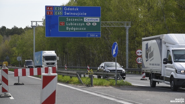 Kolejna zmiana organizacji ruchu na szczecińskim węźle Kijewo. Po porannym szczycie komunikacyjnym nastąpi zmiana przejazdu Autostradą A6.