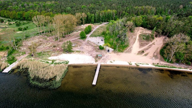 Powstaną tam nowe ciągi piesze, droga dojazdowa i pomosty do cumowania kilkunastu jednostek rybackich.