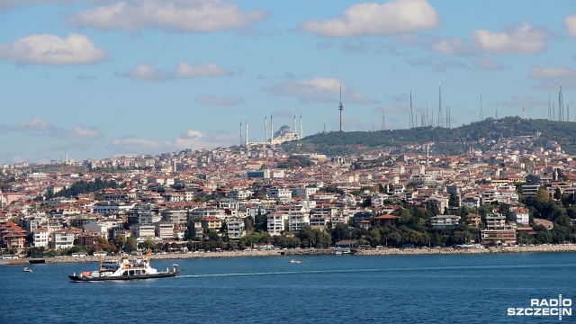 Turcja zaoferowała przeprowadzenie ewakuacji drogą morską Ukraińców ukrywających się w hucie Azowstal w Mariupolu - poinformował rzecznik prezydenta Turcji Recepa Tayyipa Erdogana.