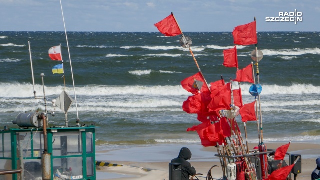 Będzie mocno wiało nad morzem - ostrzega Wojewódzkie Centrum Zarządzania Kryzysowego w Szczecinie.