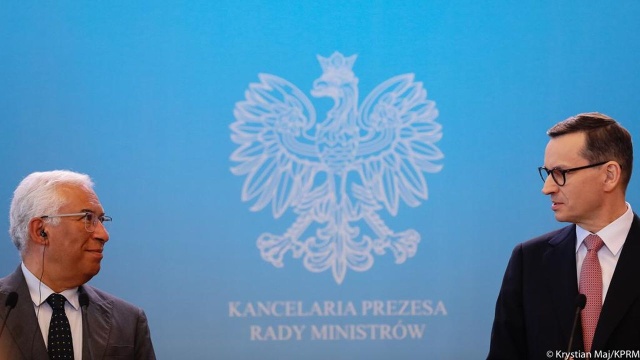 Premier Mateusz Morawiecki powiedział, że Polska może być odpowiednią drogą do eksportu zboża ukraińskiego.