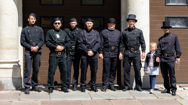 Ponad stu kominiarzy z całej Polski, Czech i Słowacji przyjechało do Szczecina na trzydniowe Święto Kominiarza.